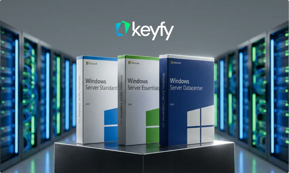 Trois boîtes Microsoft Windows Server (Standard, Essentials, Datacenter) posées sur un socle dans un datacenter bleu Keyfy.